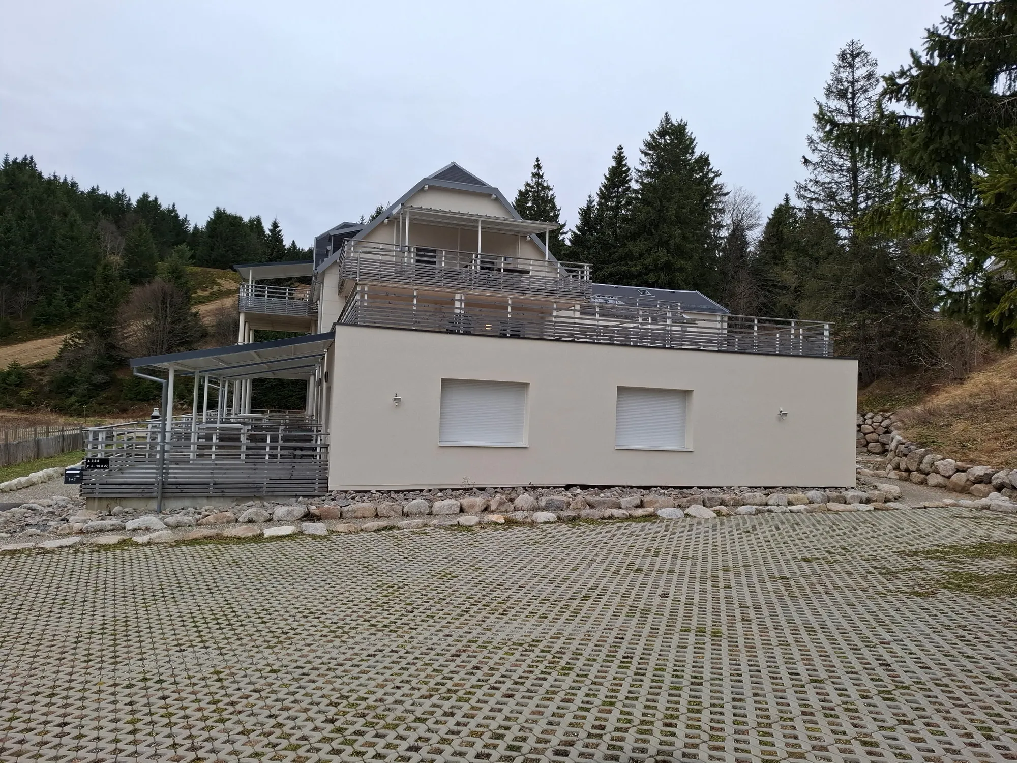 LAC BLANC, Haut-Rhin · Infinity Architecture